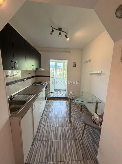 Închiriere apartament 2 camere decomandat – strada Oituz