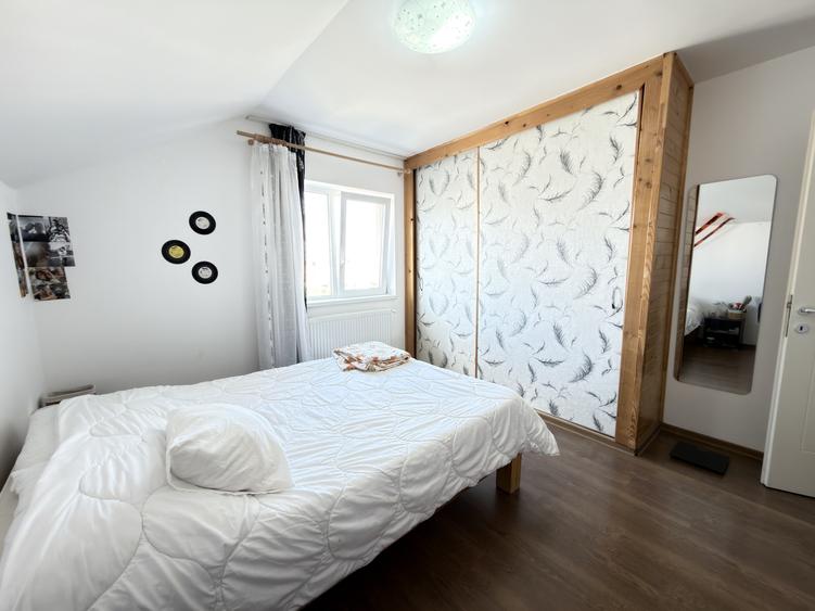 Apartament 3 camere, Semidecomandat, 57 mp utili, etaj 2 - Dumbravita