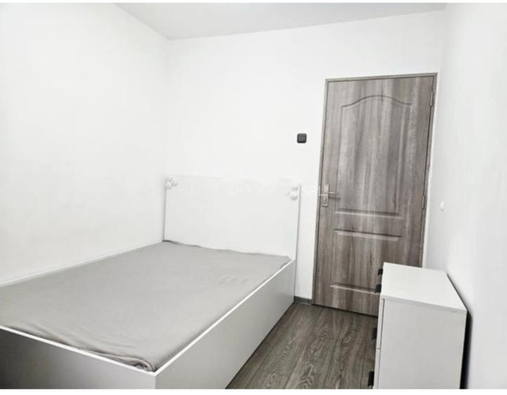 Apartament 3 camere  decomandat – Auchan Titan