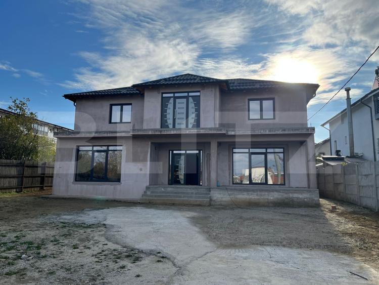Vila P+1, 247 mp utili, 1200 mp teren, zona Damila