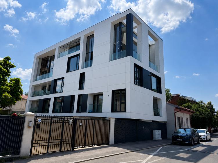 Penthouse Modern 3 Niveluri | 4 Parcari | Terase | Design Contemporan