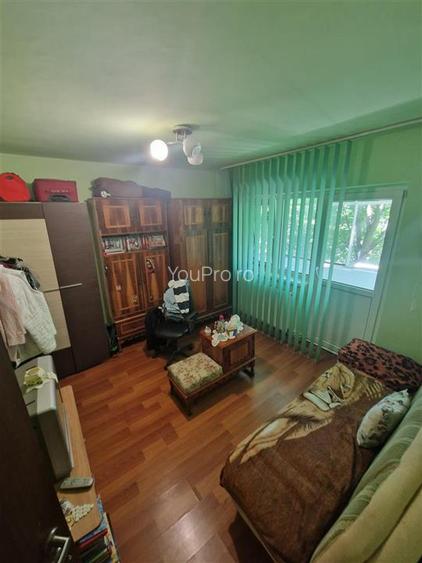 Decomandat 3 Camere 2 Bai 2 Balcoane Zona  Aradului - 14