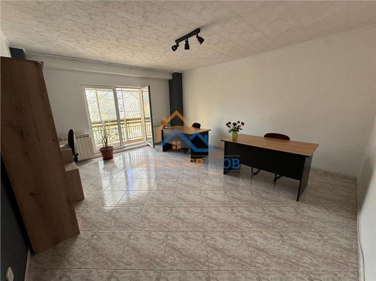 Apartament de vanzare cu 2 camere, Bulevard Burebista - Rond Alba Iulia