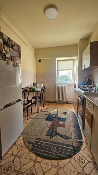 Centru - apartament 2 camere  60mp etaj2
