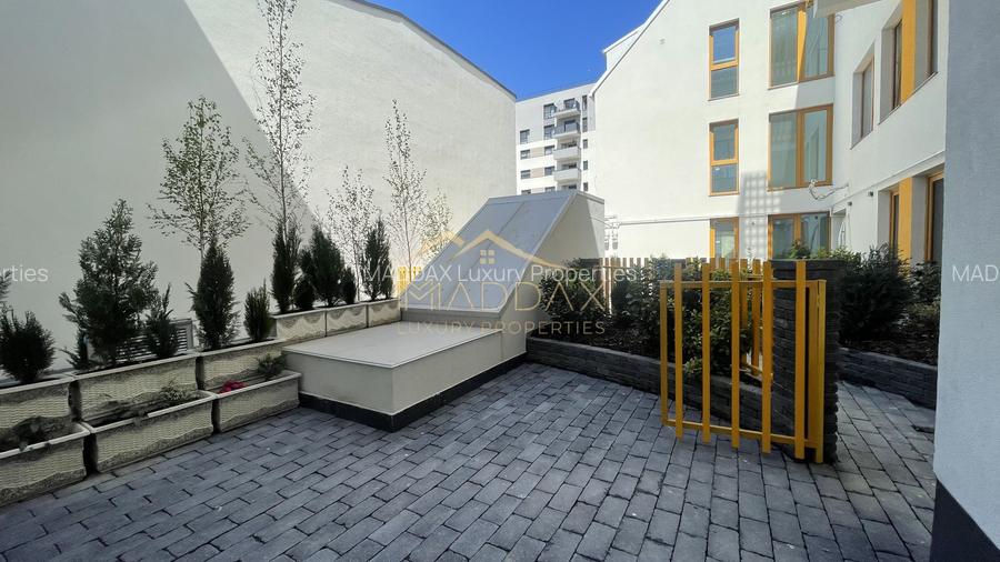 DUPLEX  3 Camere**TERASA+ CURTE**Bloc boutique***NOU// DOMENII - 17