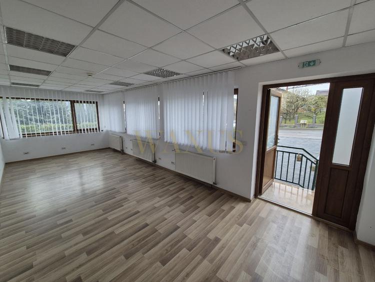 Spațiu comercial, pretabil birouri