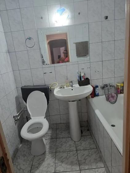 Berceni-Gradistea-Apartament de 2 camere-decomandat