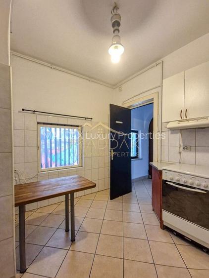 Apt. parter Piața Romană | 5 camere | Curte | 8 Locuri de Parcare - 29