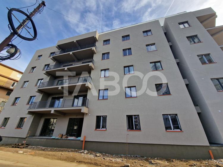 Apartament decomandat 3 camere 2 bai 83 mpu 2 balcoane Sibiu Rahovei