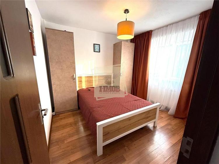 Apartament mobilat 68 mpu 3 camere 2 bai si pivnita in Turnisor