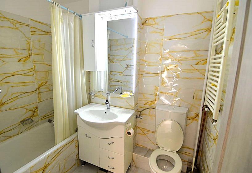 INCHIRIERE APARTAMENT 3 CAMERE DECEBAL –RESTAURANT DUMAN