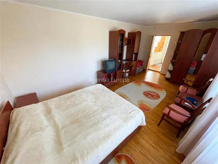 Casa de vanzare P+M zona centrala Tulcea - 22