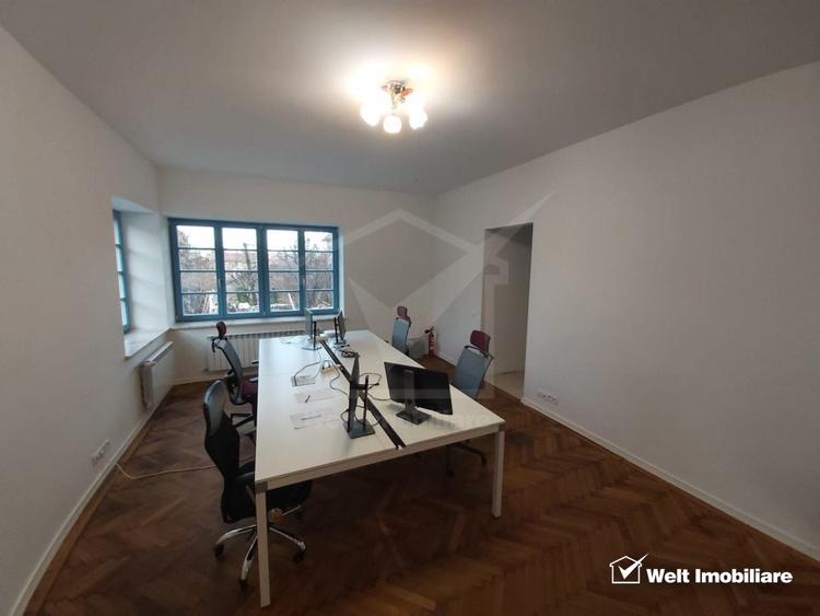 Casa recent renovata, ideal birouri, Andrei Muresanu