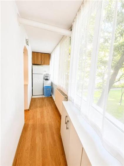 Apartament 2 camere decomandat,  etajul 1 mobilat si utilat , parcare - 7