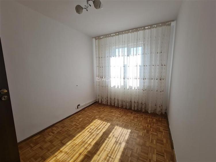 3 camere cu centrala in Craiovita-comision 0% - 5