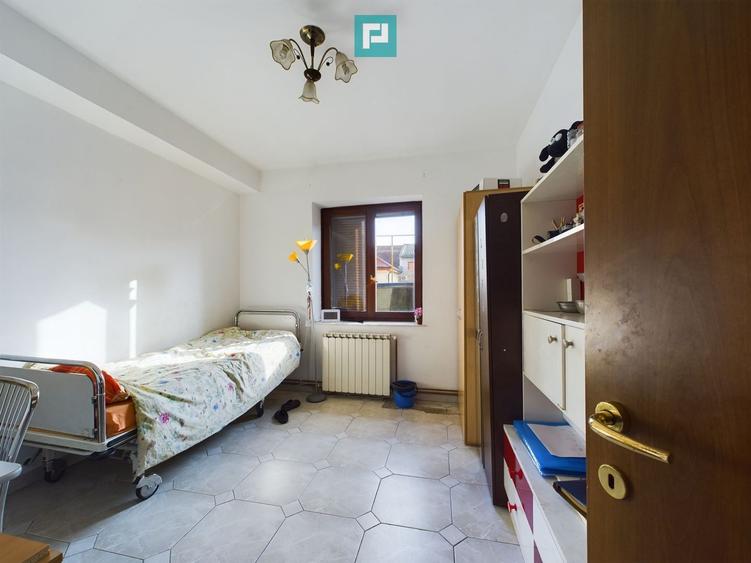 Casă pe un nivel în zona Mehala