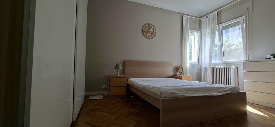 4 camere, 2 băi, parcare în fața casei – Strada intr.Ceauș Radu, S.3 | PROPRIET