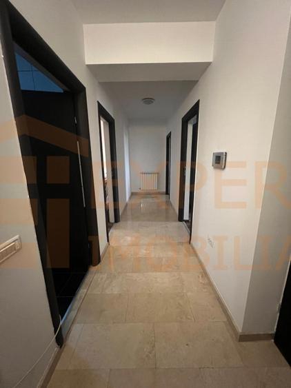 Vila impresionanta P+3, Bulevardul Mamaia, zona Tomis II