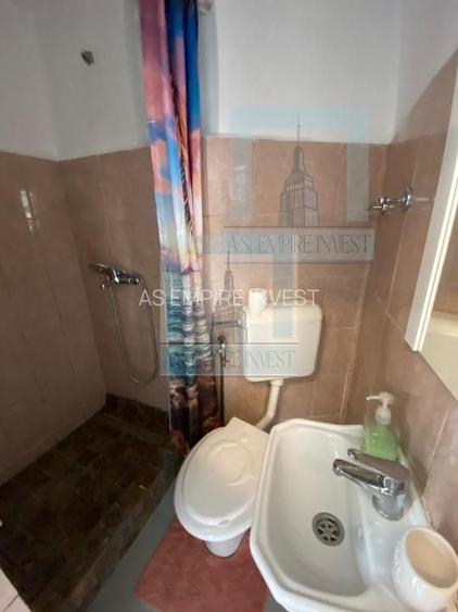 Casa singur in curte - zona Schei - 7