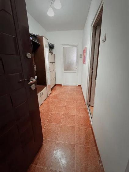 Apartament 3 Camere-etaj intermediar-Tătărași
