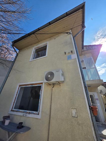 Coiciu - casa P+1, garaj