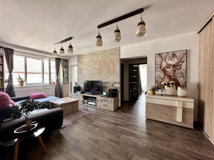 Apartament cu 3 camere si 2 parcari de inchiriat in Andrei Muresanu