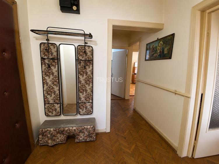 Comision 0%, Apartament 3 Camere, Decomandat, Etaj 1, Azuga, Girocului - 8