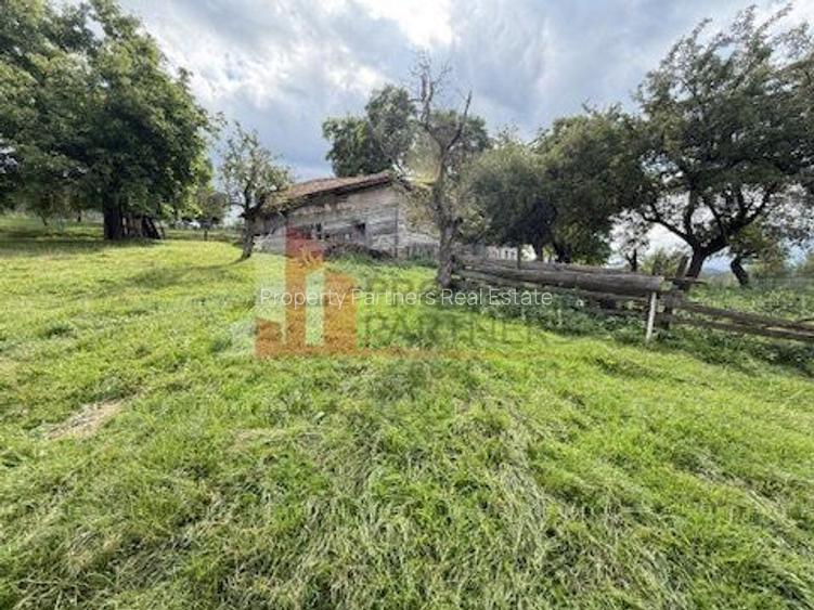 Teren intravilan 3.000 mp cu casă tradițională – Bran, sat Poarta - 5