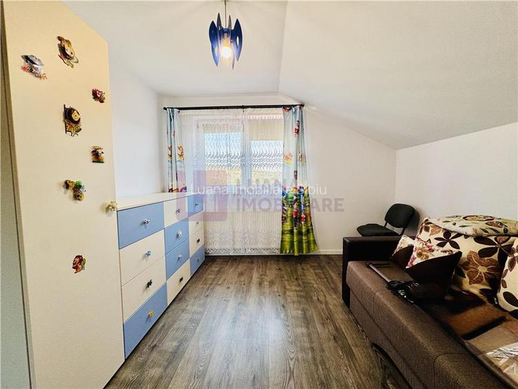 Casa individuala de vanzare Sura Mare | teren 344 mp | pivnita - 4