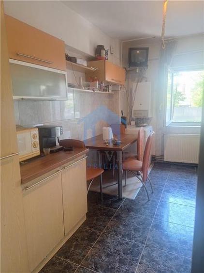 Apartament 3 camere, Manastur