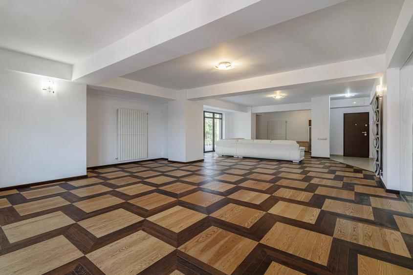 Vanzare - apartament - 4 camere+2 terase - Kiseleff