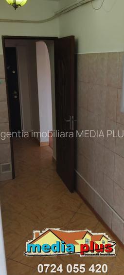 🏡 Apartament 4 camere de vânzare,  Micro 39 ,  Etaj 2 , - 5