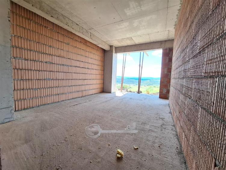 Apartament decomandat Cug Valea Adanca, bloc nou, cartier rezidential