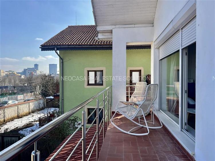 Vila individuala P+1+M | 362 mp construiti | 404 mp teren | Aviatiei - 14