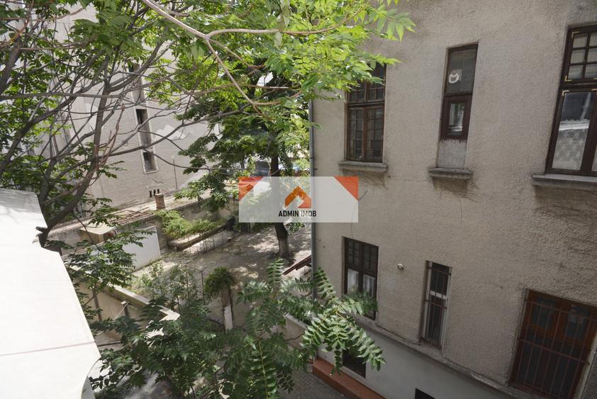 Pet Frendly-3 camere-centrală proprie AC |bloc interbelic | Piața Romană - Dacia