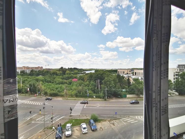 Vanzare la Restaurant 2Cocosi 3 cam lac Sisesti la 3 min metrou Straulesti