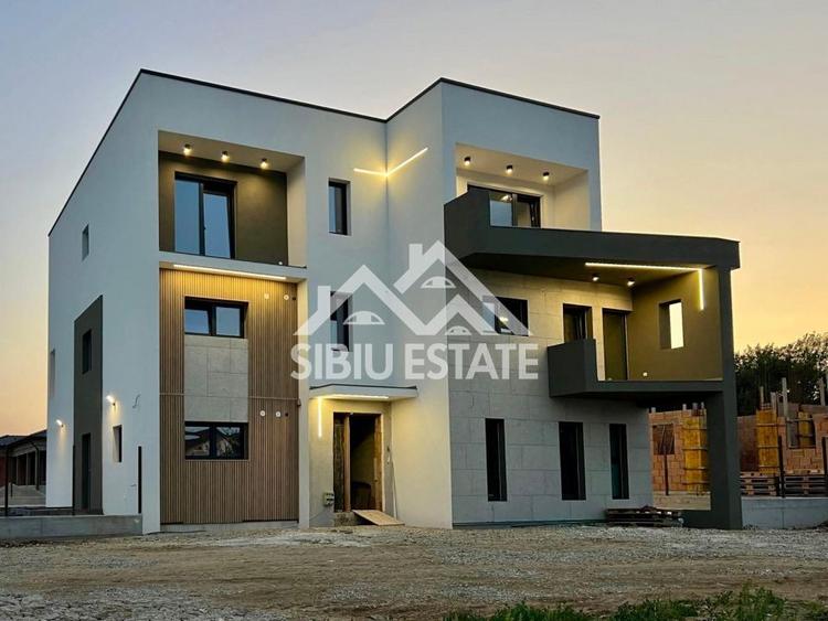 Apartament exclusivist 4 camere, intabulat, 115 mp , Grădină 200 mp ,
