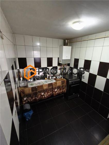 Casa tip parter zona Brosteni - 6