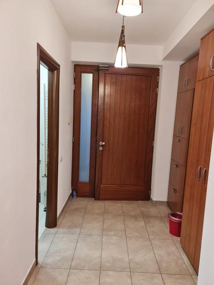 VANZARE CASA VILA ISIRUITA