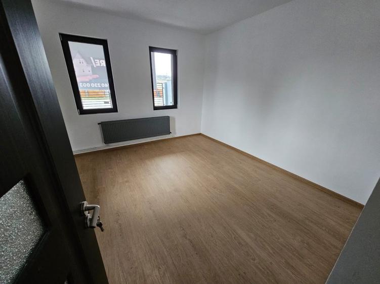 Casa de Vanzare Complet Renovata !