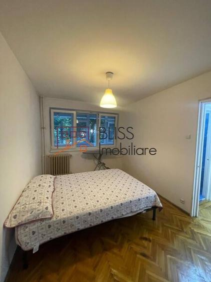 Apartament cu 2 camere și balcon cu vedere la parc