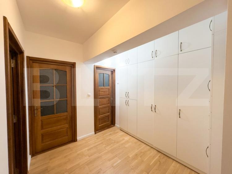 Apartament 3 camere, 65 mp, zona Pacurari