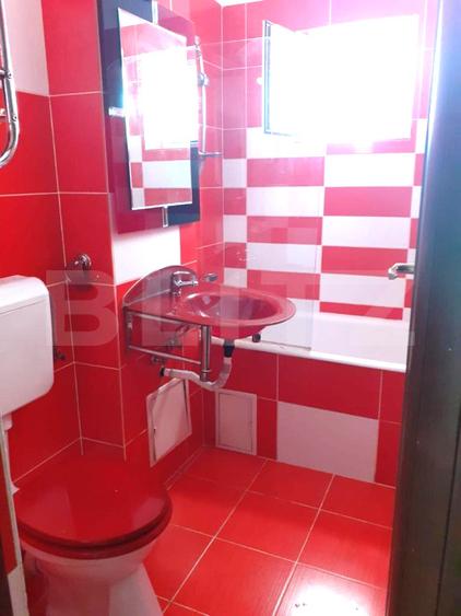 Apartament 2 camere, 52 mp, zona Tractorul