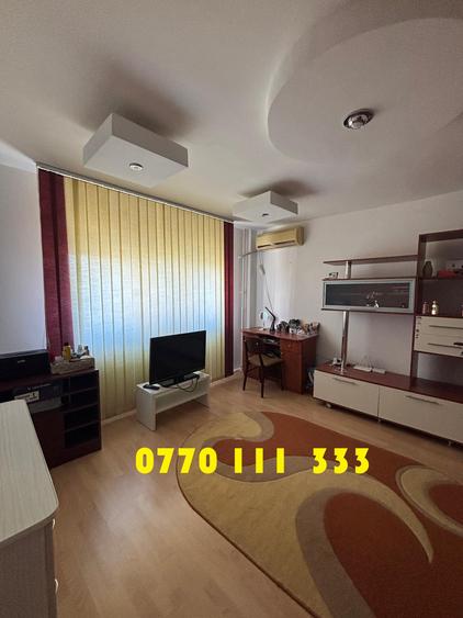 Etaj 2 - Apartament 1 camera, confort 1 decomandat, Dorobantilor.