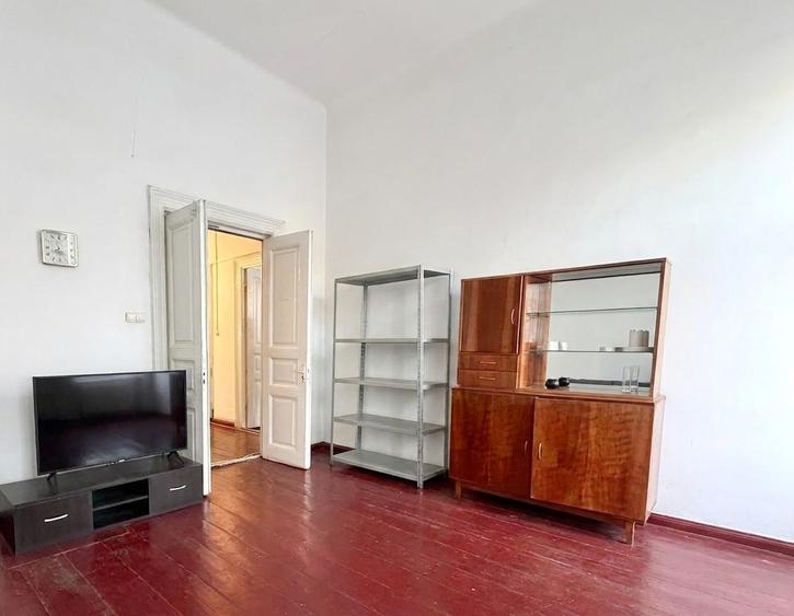 Bulevard Tomis cladire in zona ultracentrala cu potential de investitie