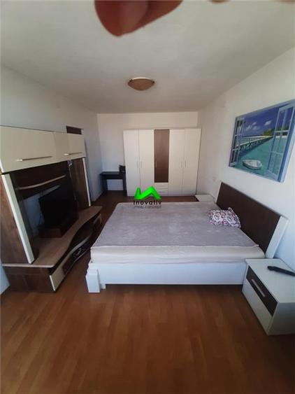Apartament de vanzare 3 camere pivniță Sibiu Mihai Viteazul