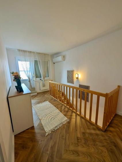 Penthouse 95 mp + terasă 45 mp, pod de 40 mp, 3 dormitoare, Centru