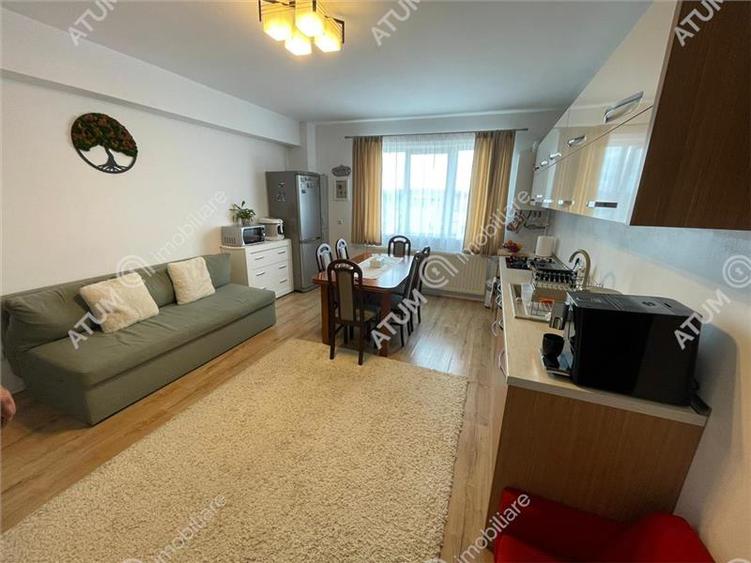 Apartament 3 camere decomandate balcon loc parcare zona Turnisor Sibiu