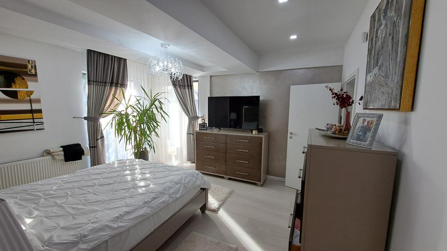 VILA INDIVIDUALA LUX