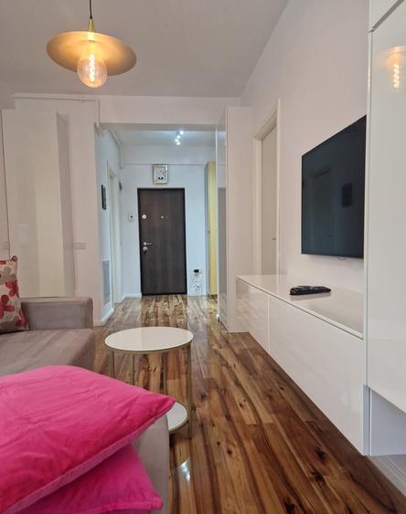Apartament de 2 camere, 50 mp, centrala, balcon, Otopeni